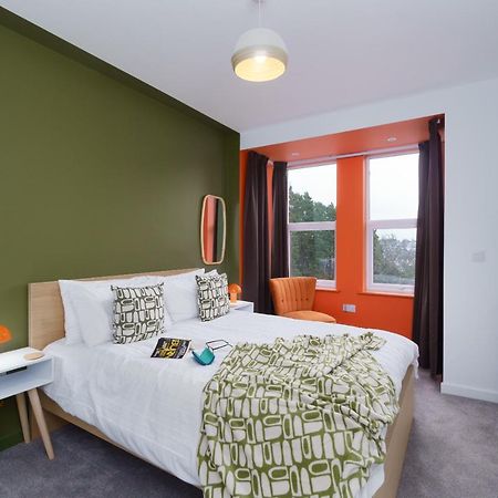 Apartment Two - Private Car Park, Comfortable And Well Equipped - By Ocean City Retreats Plymouth Dış mekan fotoğraf