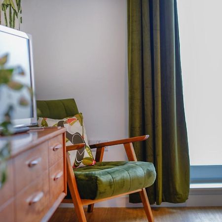 Apartment Two - Private Car Park, Comfortable And Well Equipped - By Ocean City Retreats Plymouth Dış mekan fotoğraf