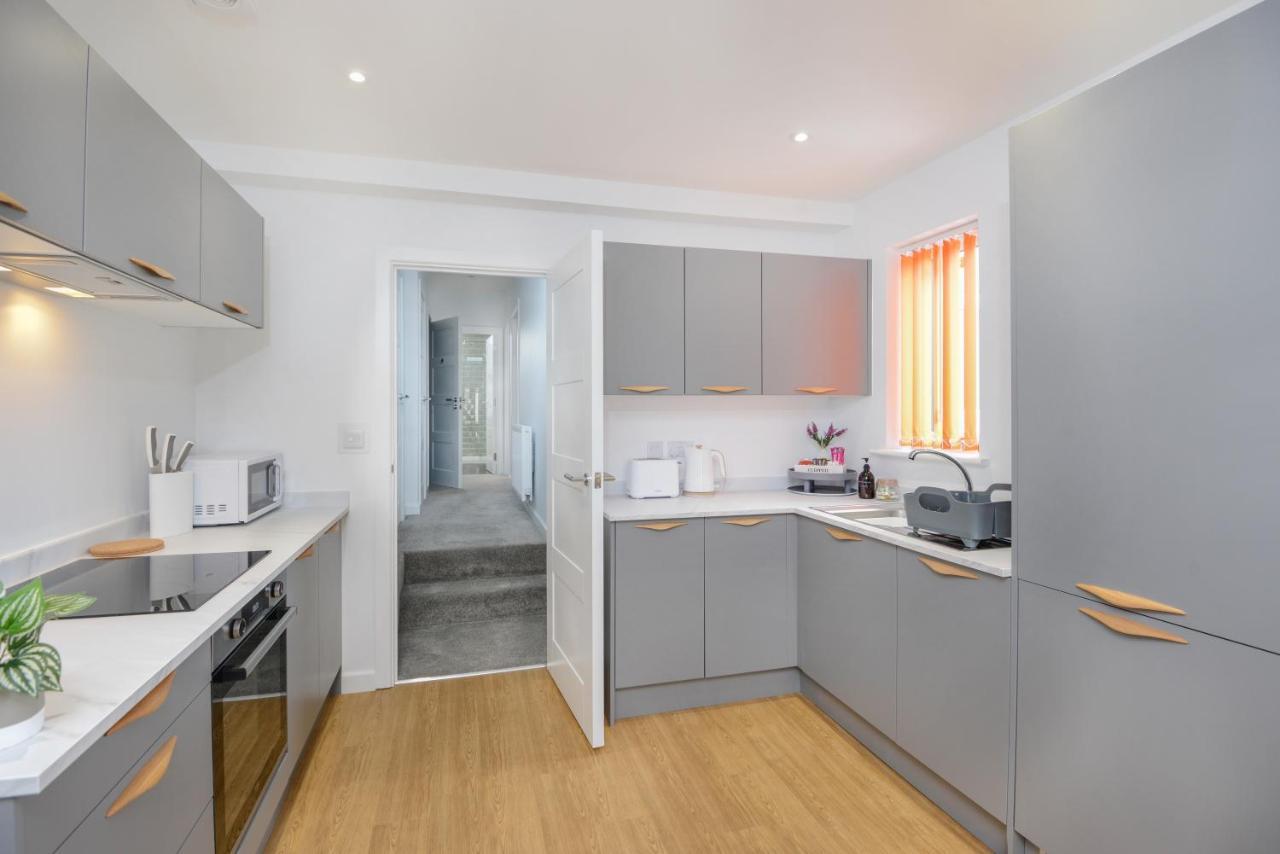 Apartment Two - Private Car Park, Comfortable And Well Equipped - By Ocean City Retreats Plymouth Dış mekan fotoğraf