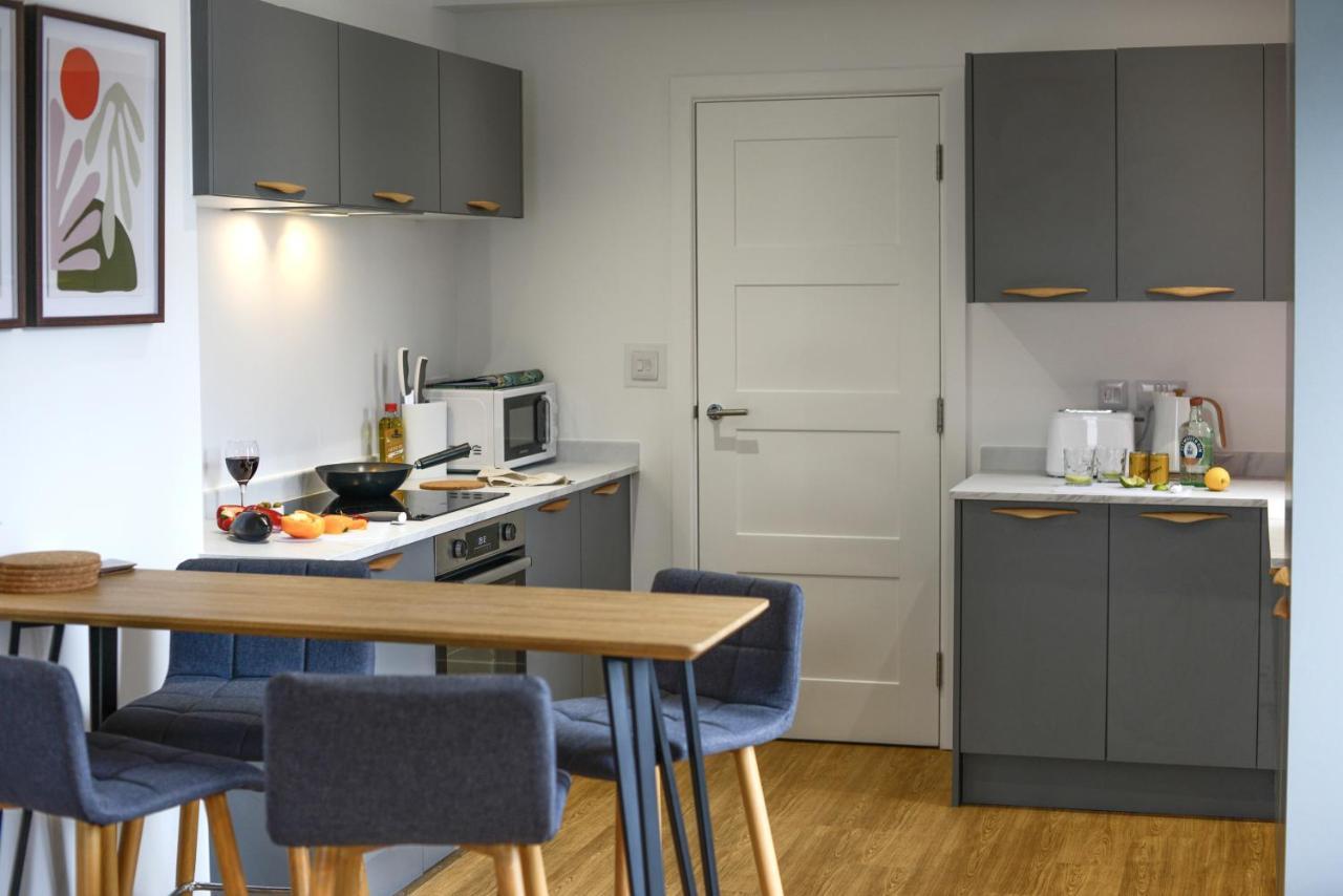 Apartment Two - Private Car Park, Comfortable And Well Equipped - By Ocean City Retreats Plymouth Dış mekan fotoğraf